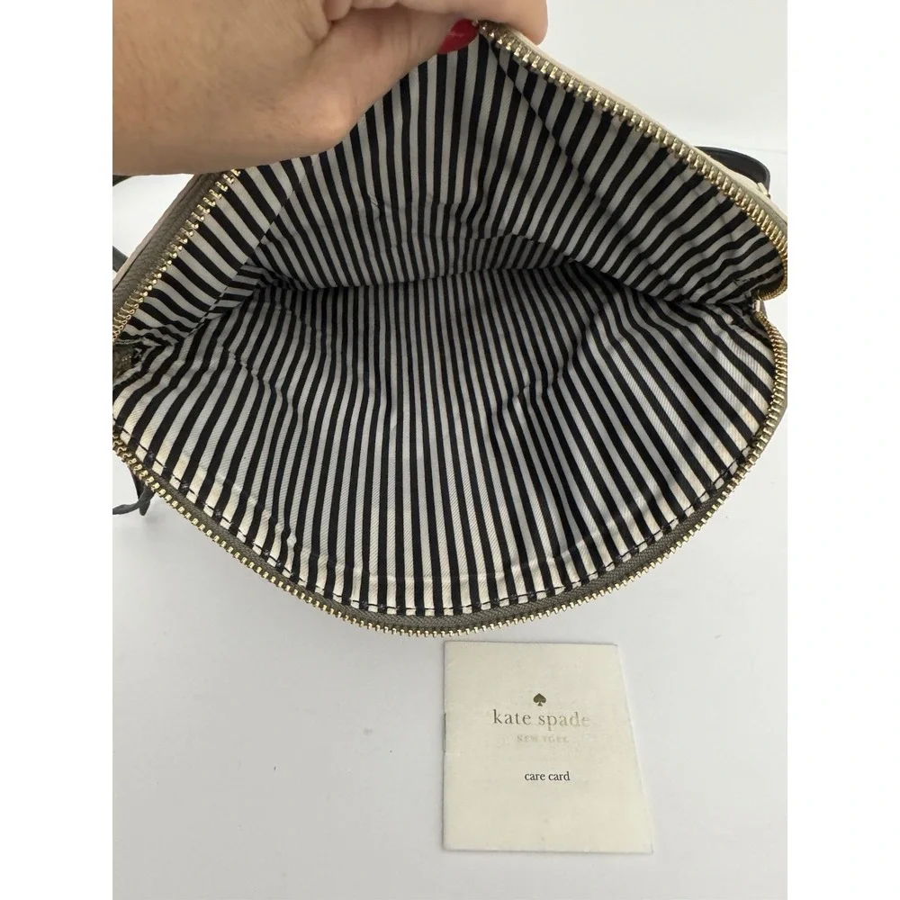 Kate‎ Spade New York creme/black purse w/ shoulder strap RN0102760 used